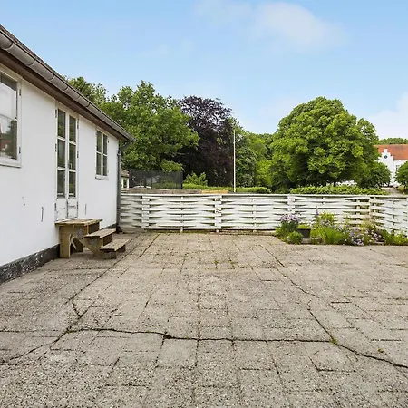 Lejl, 2 Apartment *